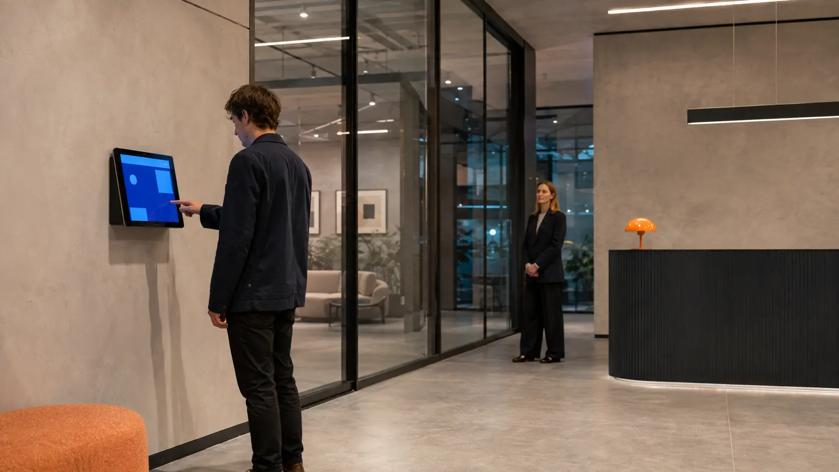 Ilustratīva klienta pašapkalpošanās portāla pārbaude planšetē pakalpojumu vidē